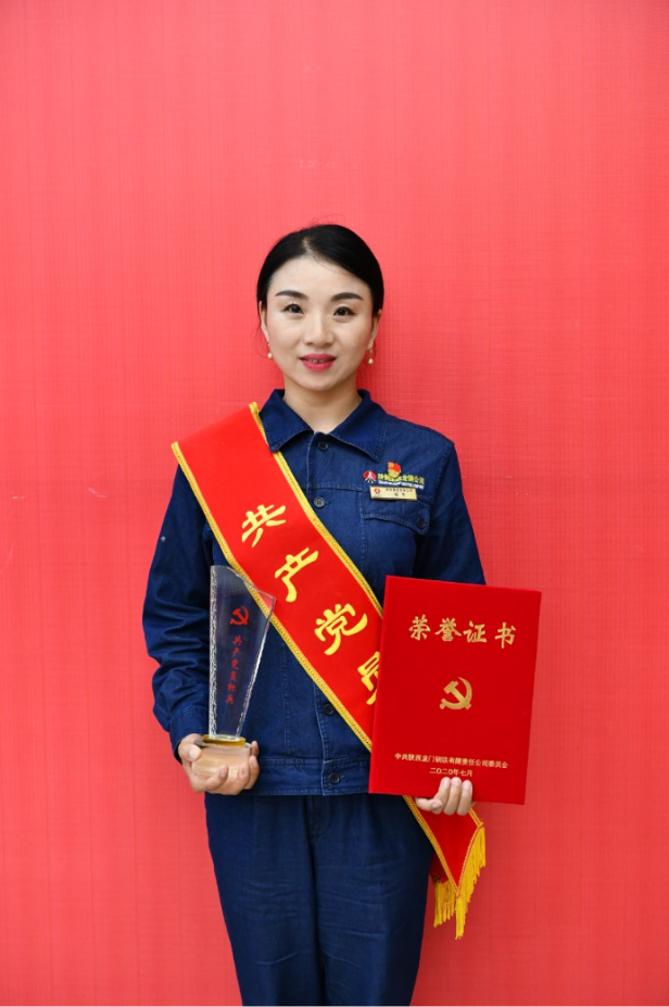 学思践创谱新篇 财产游览抽象窗的“第一人”——程辛